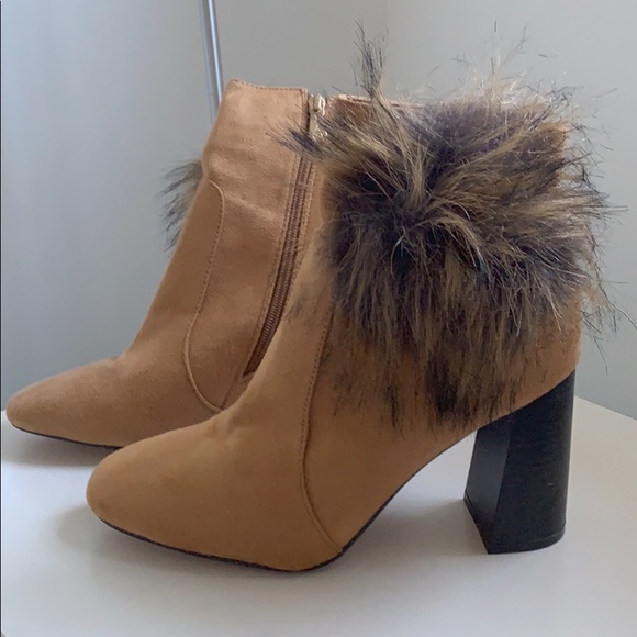 Boots - Picture 1 of 3